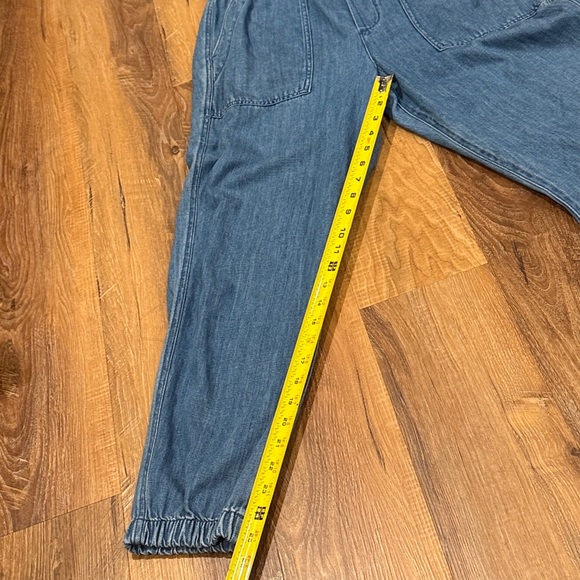 GAP Women’s Utility Joggers (Color: Blue Denim) (Size: Medium)(EUC) - Picture 11 of 13